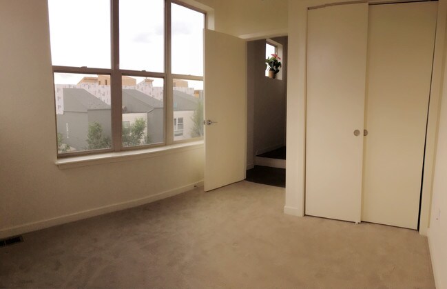 Room Available - 4960 Lowell Blvd