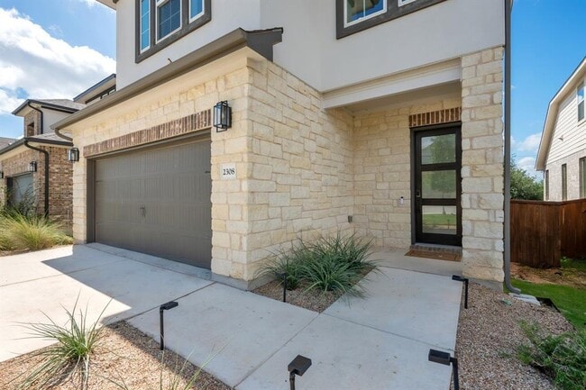 Building Photo - 2308 Sawdust Dr