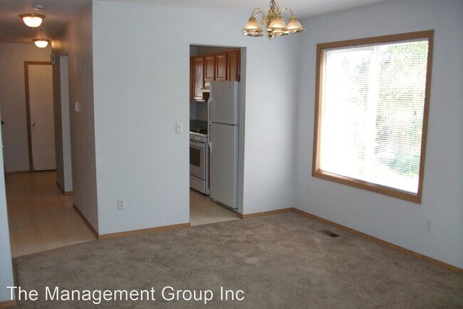 Building Photo - 2 br, 1.5 bath House - 803 NW Logan Street