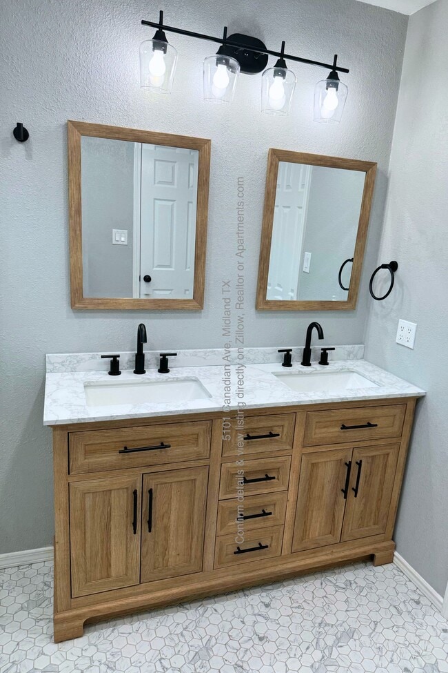 Primary Double Vanity - 5101 Canadian Ave