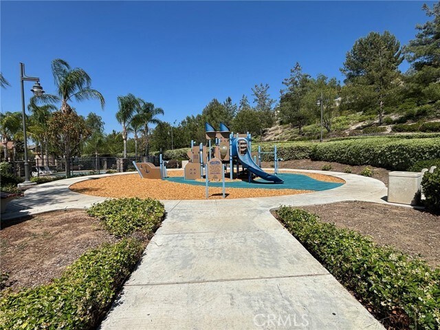 Foto del edificio - 3288 Ledgewood Cir