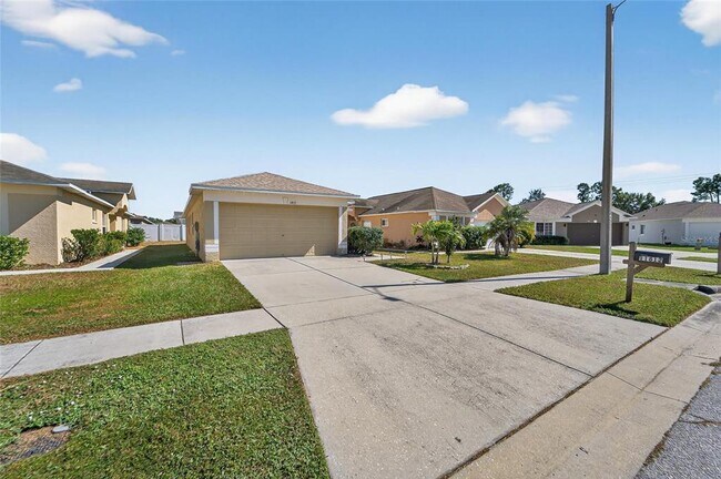 Foto del edificio - 11812 Lynmoor Dr