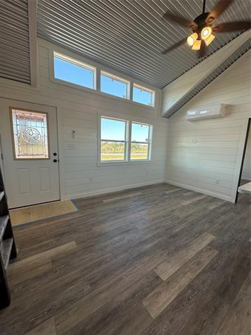 Foto del edificio - 120 Hcr 4105