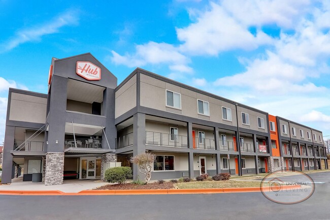 Building Photo - The Hub at Mountcastle