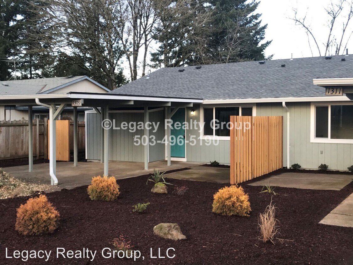 Primary Photo - 1309-1311 Fox Ln
