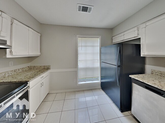 Foto del edificio - 6726 Beaverlodge Dr