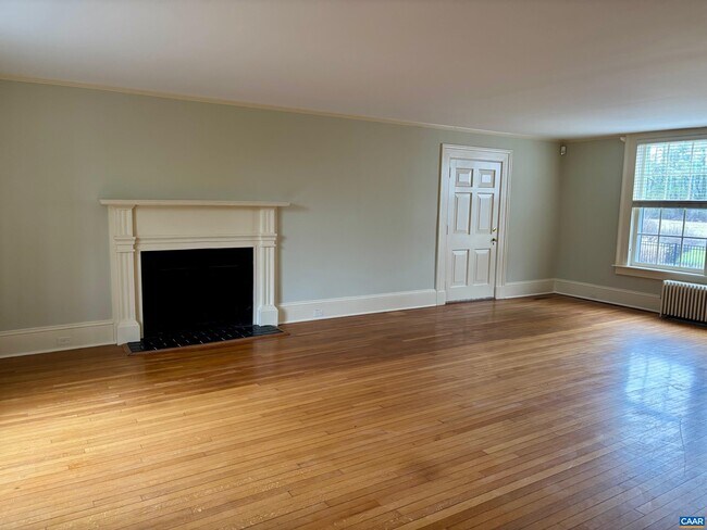 Foto del edificio - 800 Glendower Rd