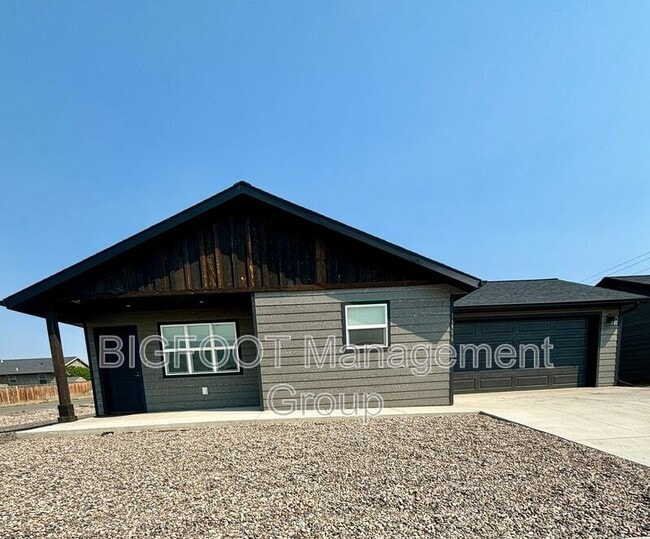 Building Photo - 7995 Avocet Dr