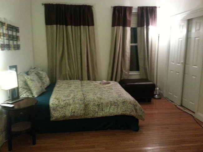 Bedroom - 184 Green St