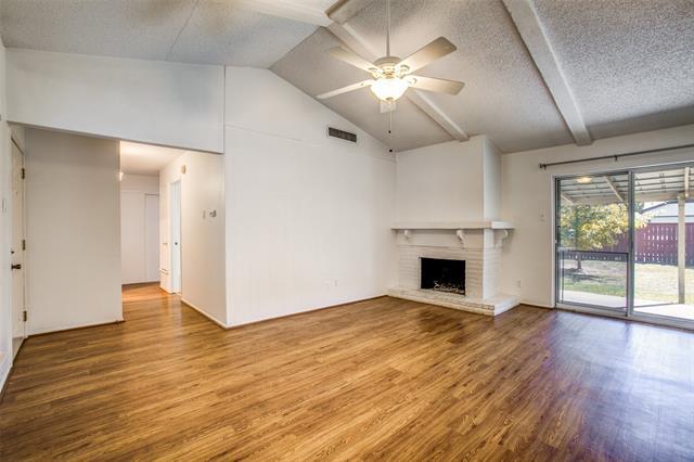 Foto del edificio - 3524 Shorecrest Dr