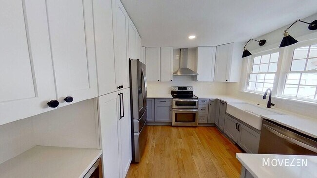 Building Photo - 4408 Wingate Dr