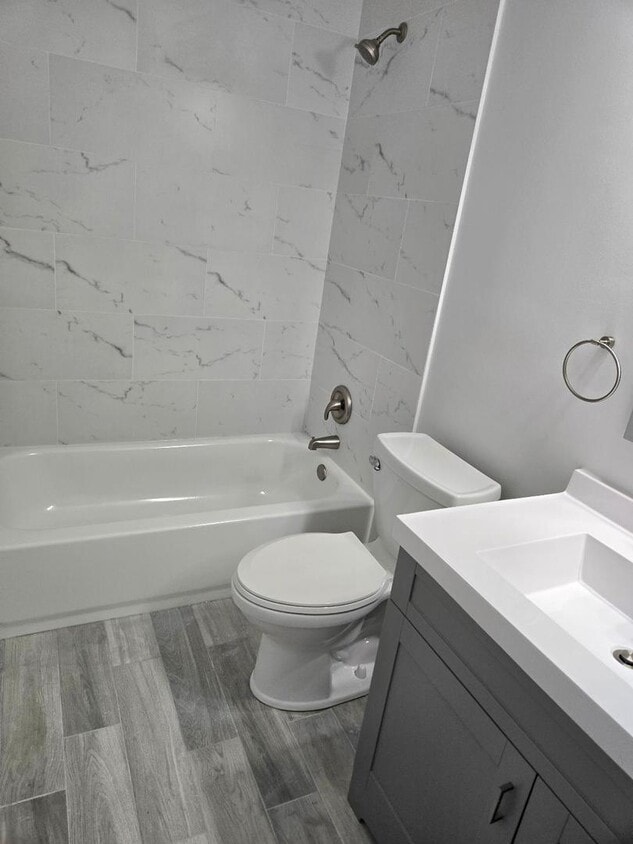 Building Photo - 264 12th St