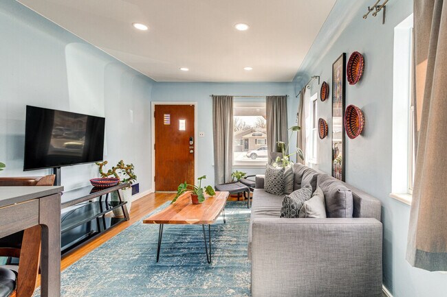 Foto del edificio - 1187 Emporia St