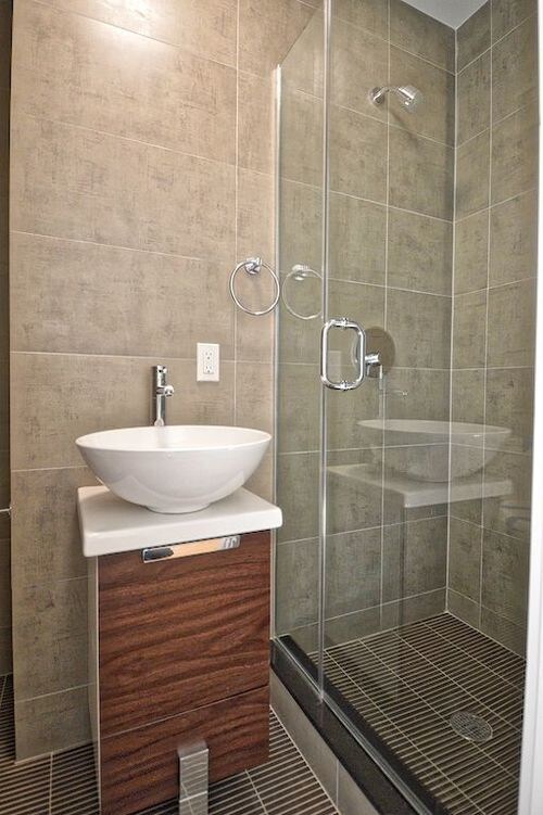 Foto del edificio - 351 E 9th St