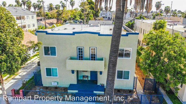 Building Photo - 732 Gaviota Ave