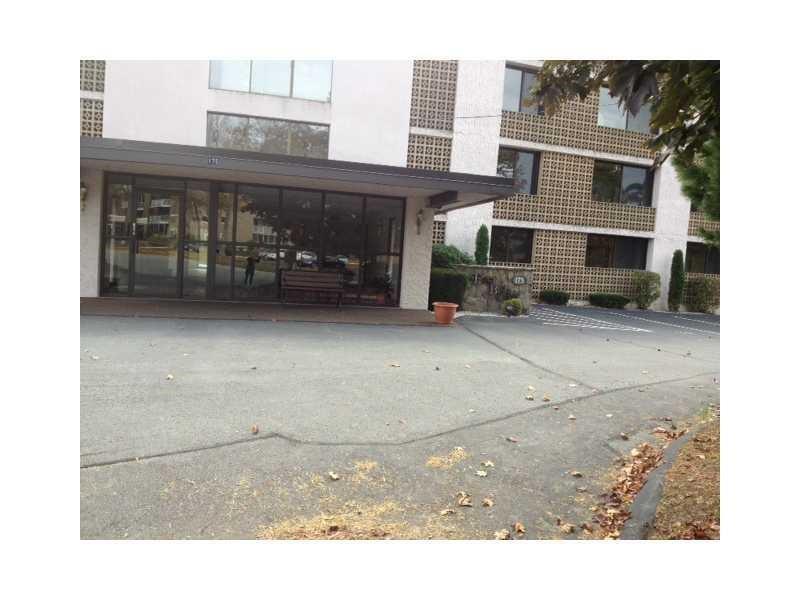 Foto principal - 175 Hoffman Ave