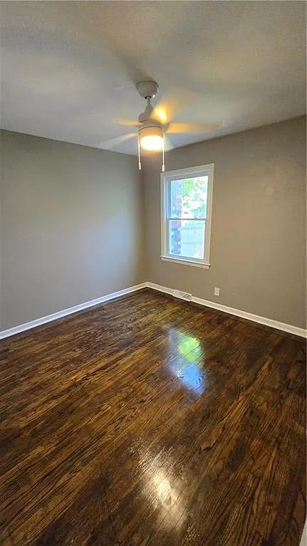 Foto del edificio - 4456 N Bellefontaine Ave