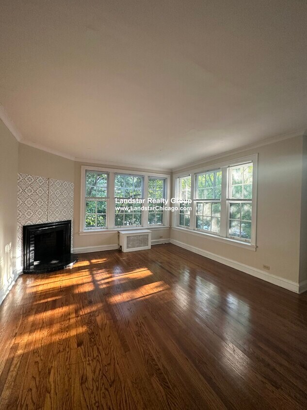 Primary Photo - 913 Elmwood Ave