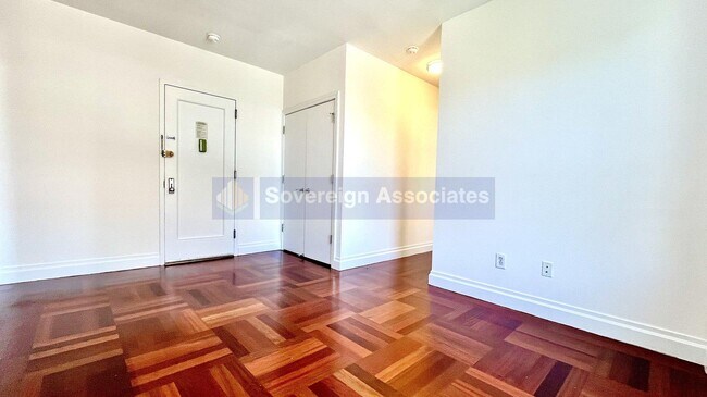 Foto del edificio - 609 W 137th St