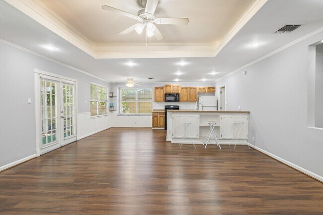 Foto del edificio - 4823 Blue Heron Dr