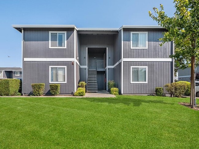 Building Photo - Riverbank Condominiums