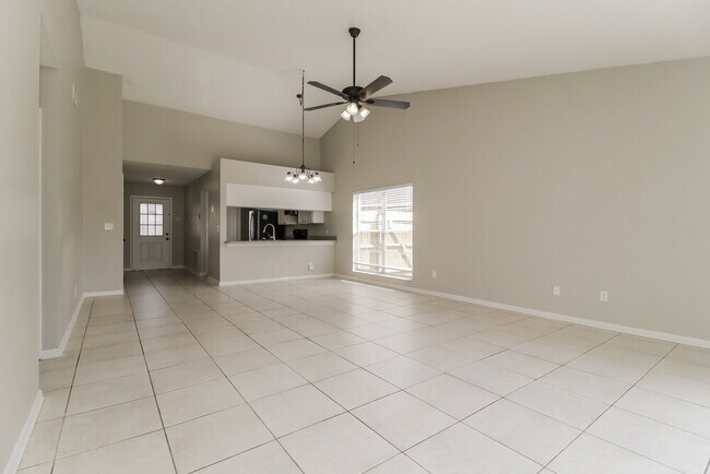 Building Photo - 4008 Rapids Ct