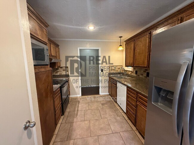 Foto del edificio - 5133 Kirk Dr