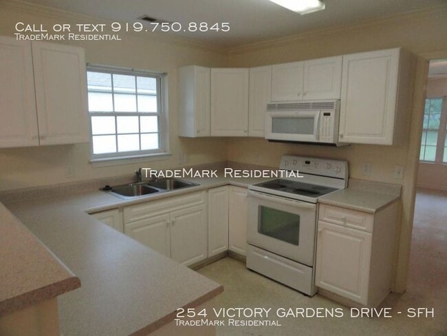 Building Photo - 254 Victory Gardens Dr
