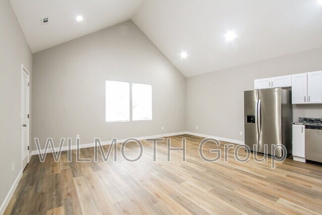 Foto del edificio - 929 N Beville Ave