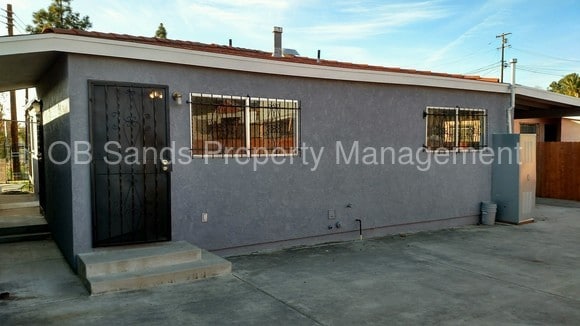 Building Photo - 517 61st St