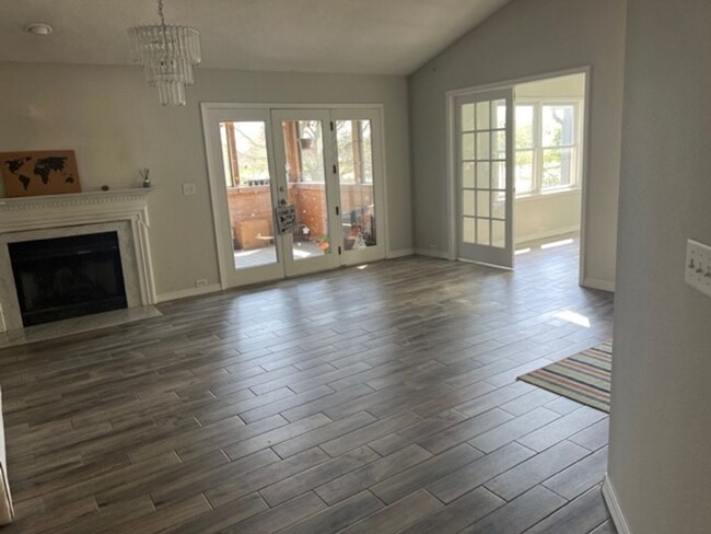 Building Photo - 2074 Bent Trail Ct