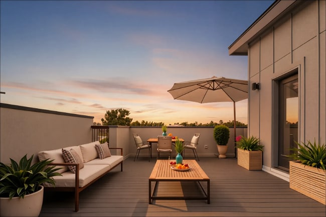 Photo - 3569 S Pennsylvania St Townhome