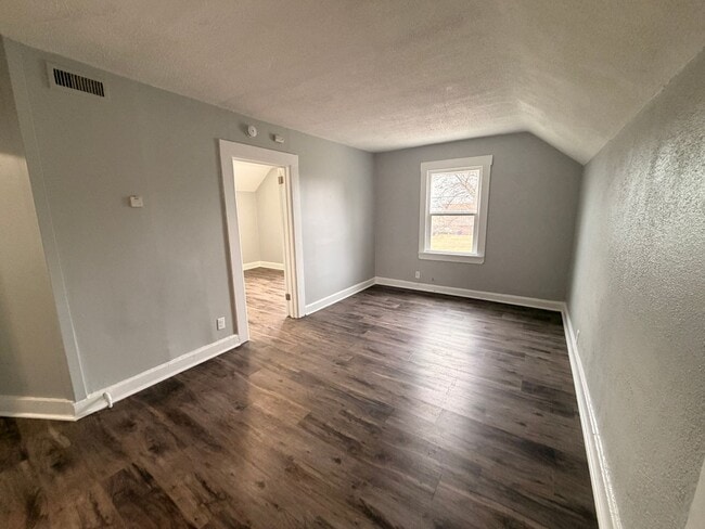 Building Photo - 1414 61st St