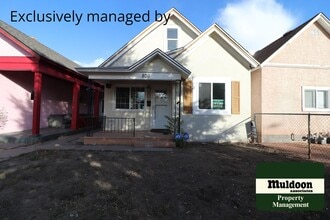 Building Photo - 806 E Abriendo Ave