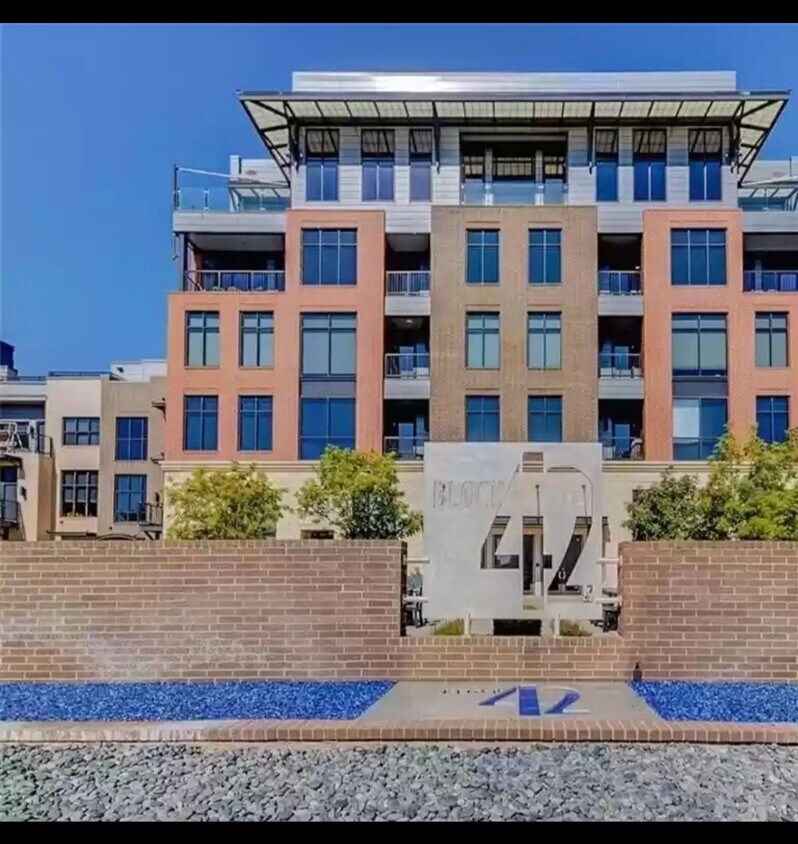 301 NE 4th St, Oklahoma City, OK 73104 Townhome Rentals in Oklahoma