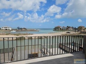 Building Photo - 1336 Harbor Island Dr