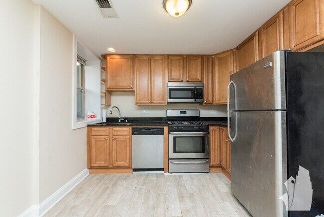 Foto del edificio - 3508 W Cortland St