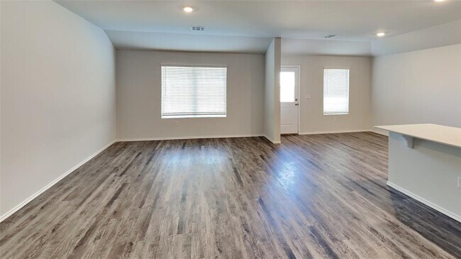 Foto del edificio - 6009 Bradford Pear Ln