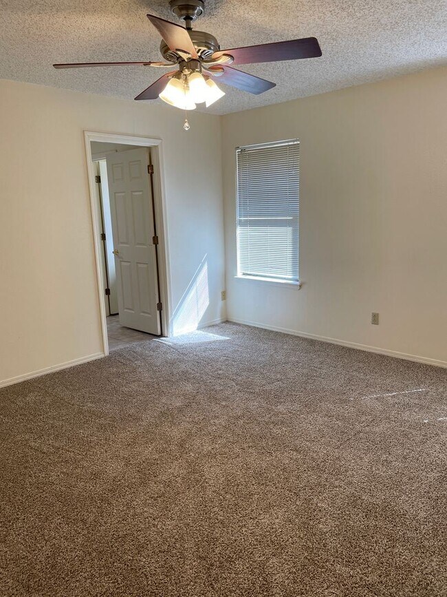 Building Photo - 3 br, 2 bath House - 15 Lafayette Loop