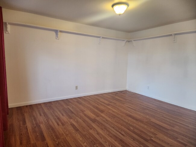 Building Photo - 529 N 27th St