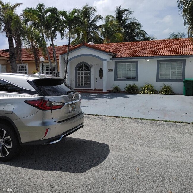 Building Photo - 3 br, 2 bath House - 17652 NW 76th Ct # 0