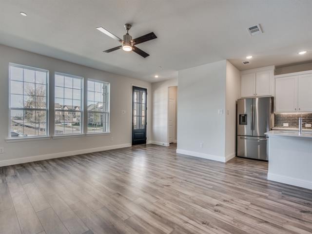 Building Photo - 8945 Swallowtail St