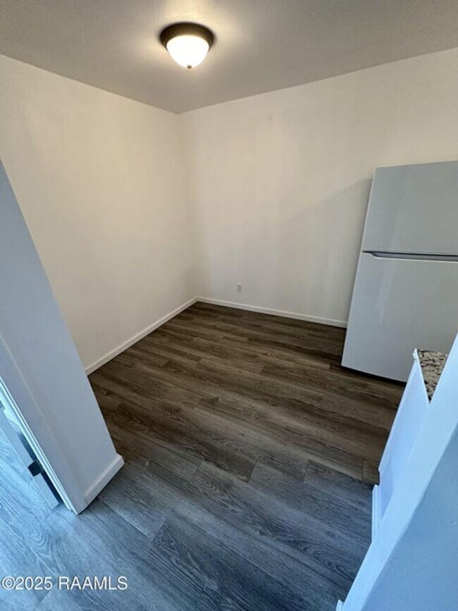 Foto del edificio - 216 Marigny Cir