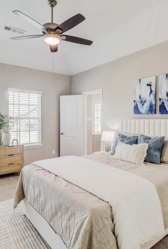 Building Photo - The Reserve at Red Oak