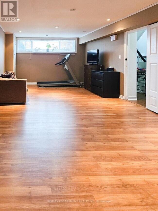 Photo du bâtiment - 51 Mangrove Rd