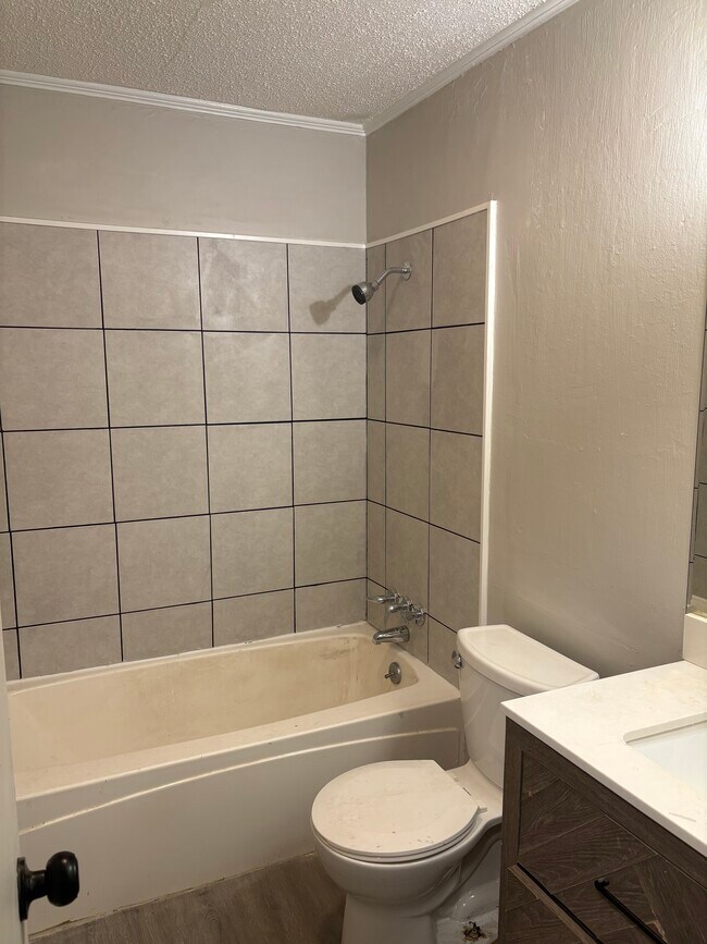 Foto del edificio - 37 Cedarvilla Dr