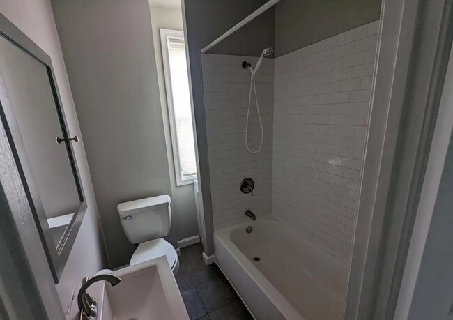 Building Photo - 3175 Tulip St