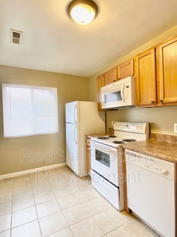 Foto del edificio - 151 Jenness Ln