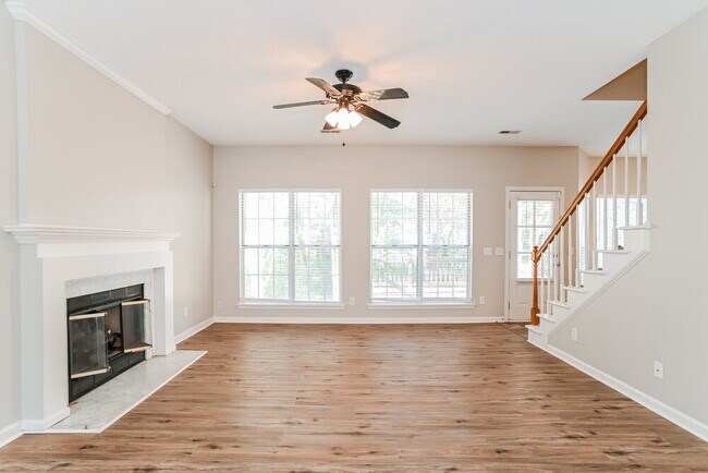 Foto del edificio - 8914 Clifton Meadow Dr
