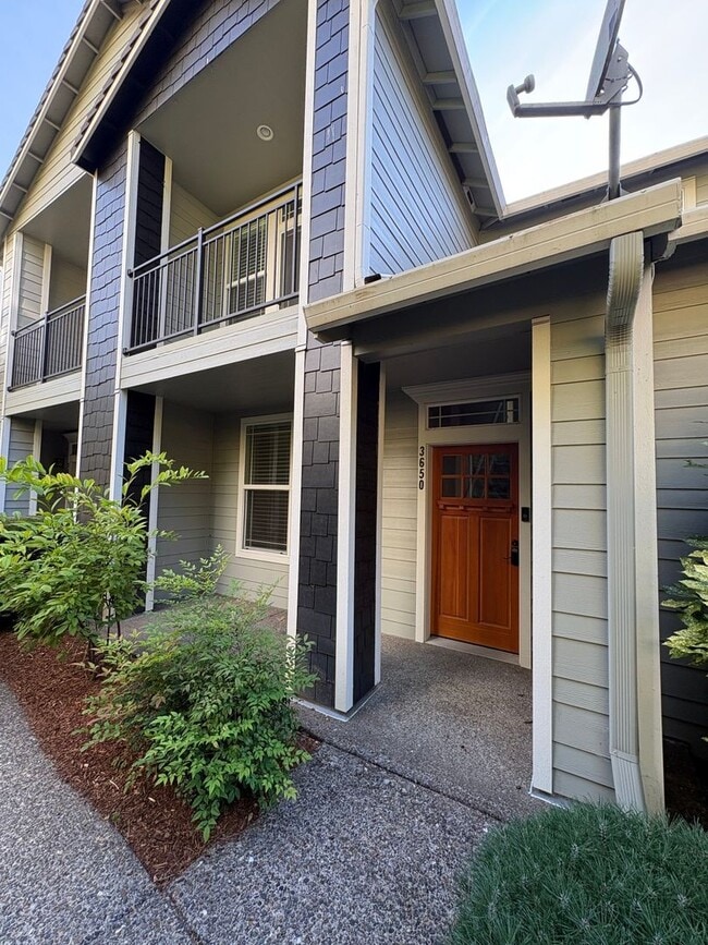 Building Photo - 3650 Summerlinn Dr
